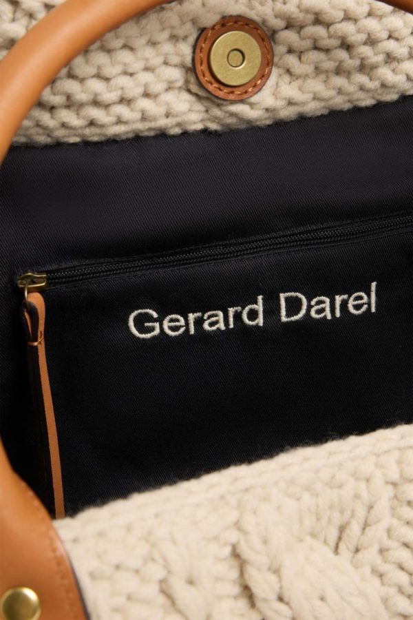 Terracegoods.shop61b5e0f206 4