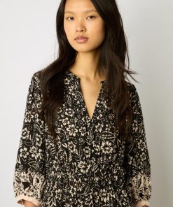 Terracegoods.shopa2f125f482 2